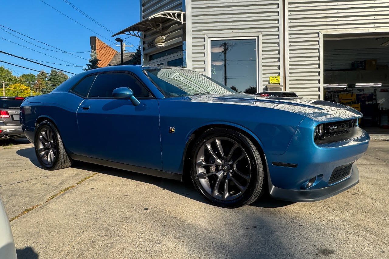 Used 2021 Dodge Challenger R/T Scat Pack w/ Shaker Package RWD image 9