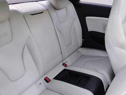 Used 2010 Audi S5 Prestige image 8