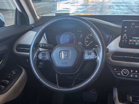 Used 2024 Honda HR-V EX-L image 16