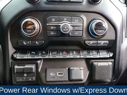 Used 2020 Chevrolet Silverado 1500 RST image 32