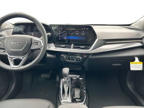 New 2026 Chevrolet Trax ACTIV w/ Sunroof Package image 12