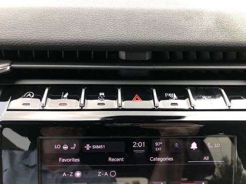 New 2025 Jeep Grand Cherokee Altitude image 29