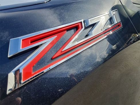 Used 2021 Chevrolet Silverado 1500 RST image 31