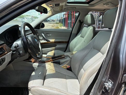 Used 2006 BMW 325i Sedan RWD image 20