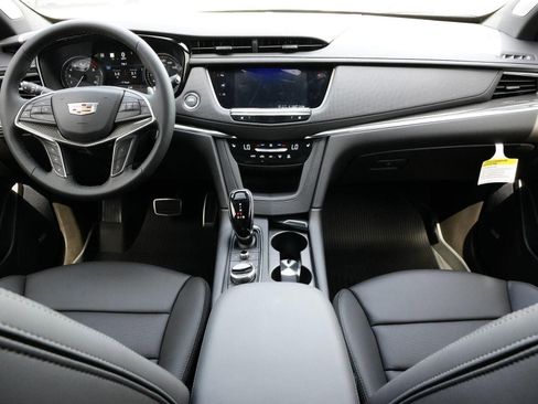 New 2025 Cadillac XT5 Sportv w/ LPO, Red Accent Package image 61