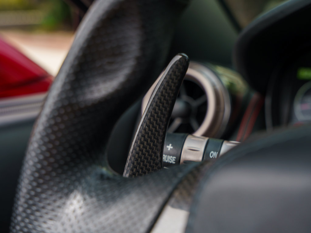 Used 2010 Ferrari California RWD image 19