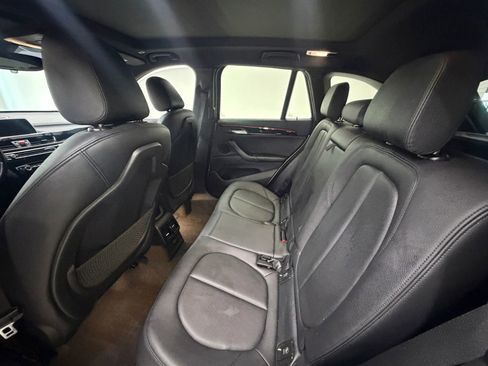 Used 2018 BMW X1 xDrive28i AWD/4WD image 16