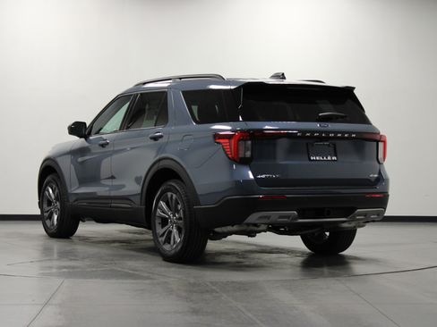 New 2026 Ford Explorer Active w/ Active Comfort Package image 7