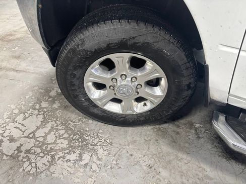 Used 2024 RAM 3500 Big Horn image 38