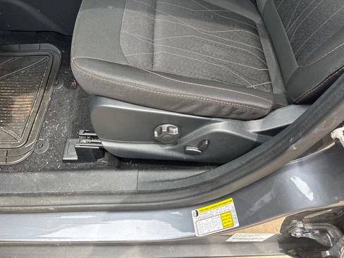 Used 2021 Ford EcoSport SE w/ SE Appearance Package FWD image 10