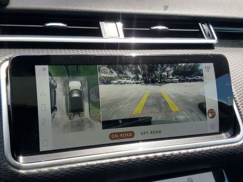 Used 2021 Land Rover Range Rover Velar S AWD/4WD image 26