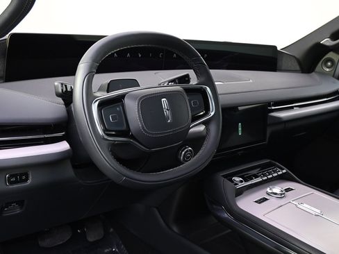 New 2025 Lincoln Navigator Reserve w/ Jet Appearance Package image 11