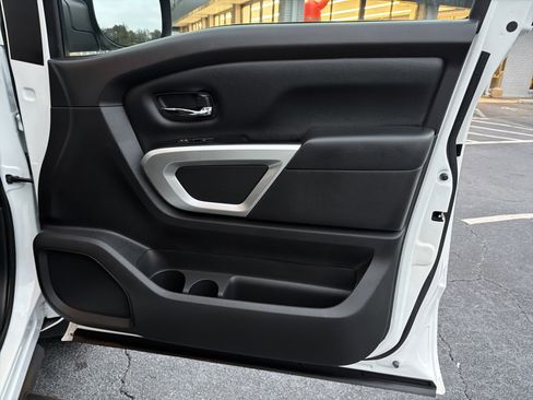 Used 2024 Nissan Titan SV w/ Accessory Utility Package image 14