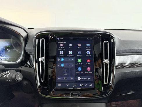 Used 2021 Volvo XC40 P8 Recharge w/ Advanced Package AWD/4WD image 67