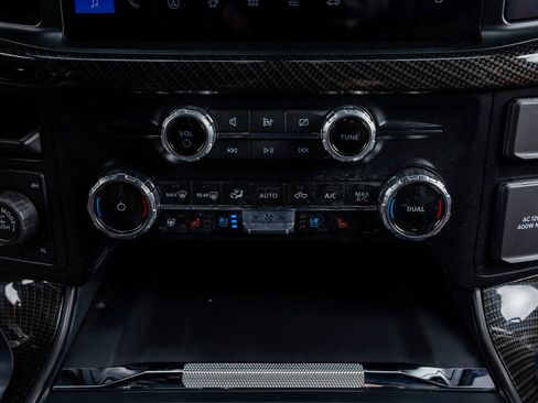 Used 2024 Ford F150 Lariat w/ Equipment Group 502A High image 22