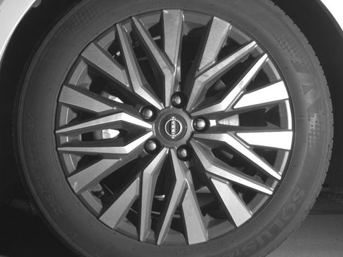 Used 2025 Nissan Altima 2.5 SV image 12