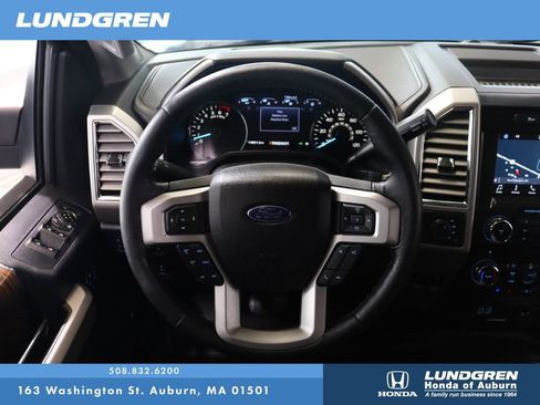 Used 2016 Ford F150 Lariat image 19