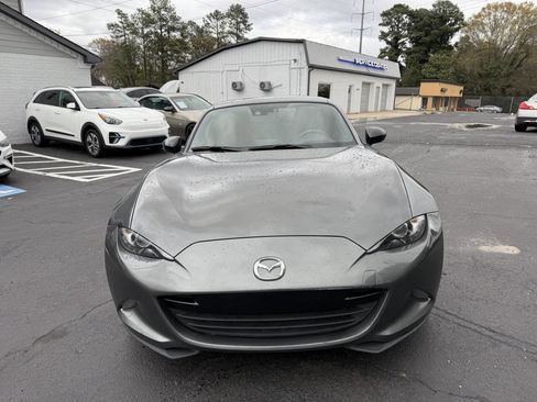 Used 2018 MAZDA MX-5 Miata RF Grand Touring RWD image 4