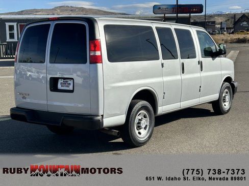 Used 2017 Chevrolet Express 2500 LS image 8