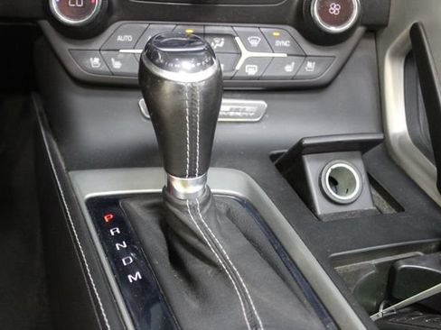 Used 2017 Chevrolet Corvette Stingray Convertible w/ 3LT Preferred Equipment Group RWD image 21