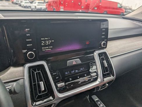 Used 2023 Kia Sorento SX Prestige image 19