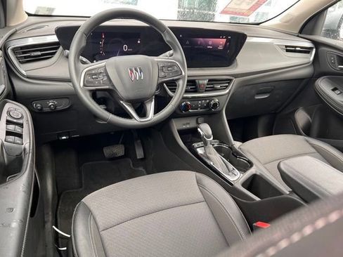 Used 2025 Buick Encore GX Preferred AWD/4WD image 12