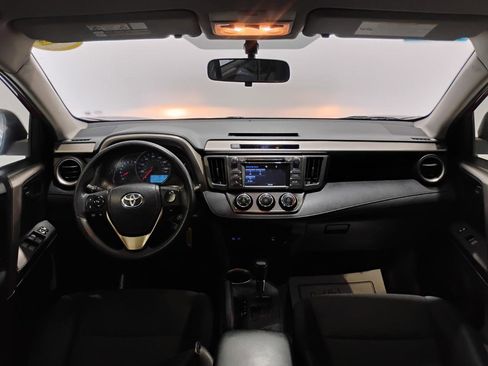 Used 2015 Toyota RAV4 LE FWD image 13