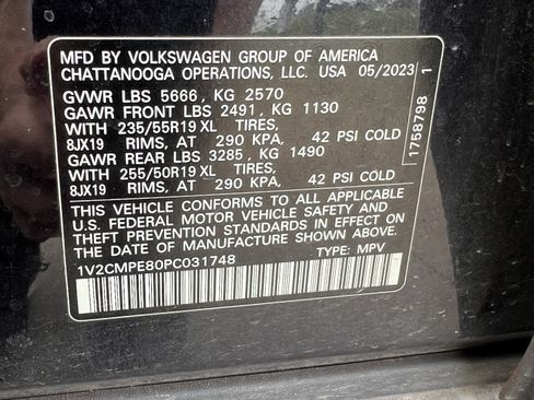 Used 2023 Volkswagen ID.4 Pro RWD image 37