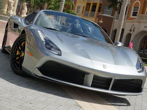 Used 2018 Ferrari 488 Spider RWD image 65