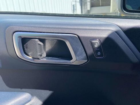 Used 2024 Ford Bronco Outer Banks image 15