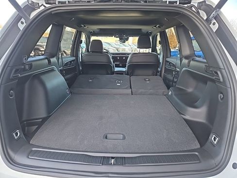 New 2026 Jeep Grand Cherokee Altitude image 91