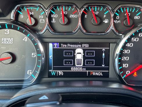 Used 2018 Chevrolet Silverado 1500 High Country AWD/4WD image 38