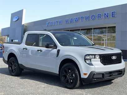 New 2025 Ford Maverick XLT w/ Black Appearance Package