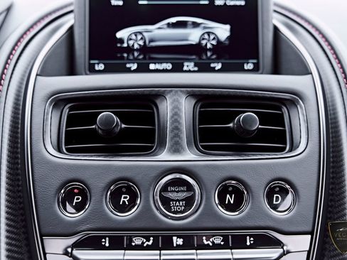Used 2021 Aston Martin DBS Superleggera RWD image 76