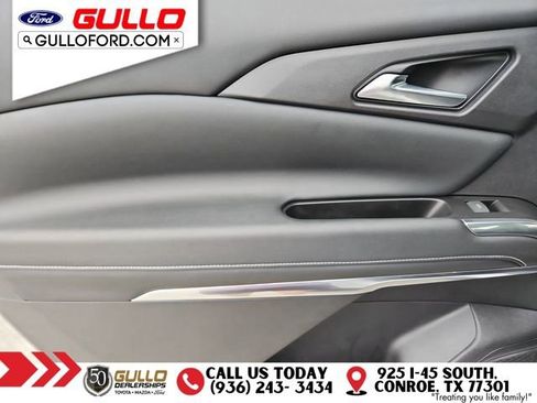 Used 2024 Chevrolet Traverse LT FWD image 17