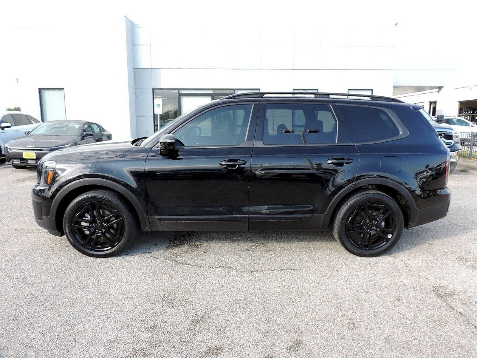 Used 2025 Kia Telluride SX Prestige X-Line AWD/4WD image 8