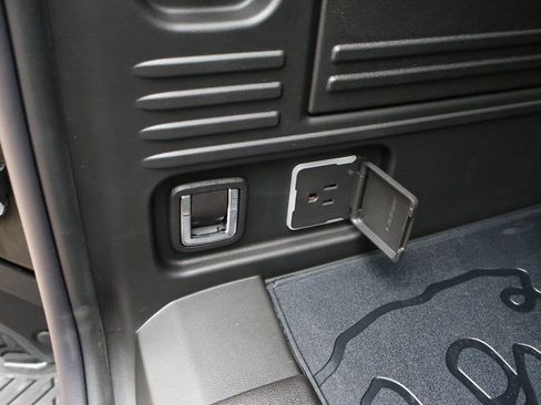 New 2026 GMC Hummer EV SUV AWD/4WD image 30