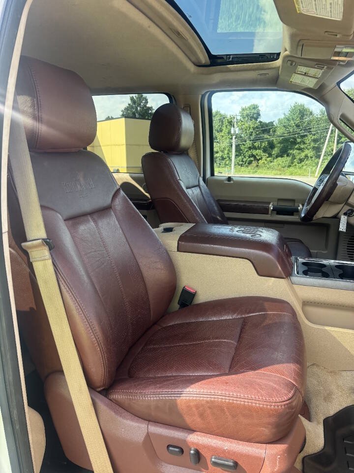 Used 2012 Ford F350 King Ranch w/ King Ranch w/Chrome Pkg AWD/4WD image 17