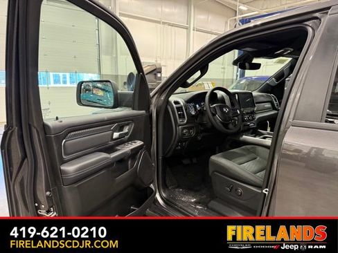 New 2026 RAM 1500 4x4 Crew Cab image 11