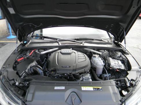 Used 2020 Audi A4 2.0T Premium AWD/4WD image 23
