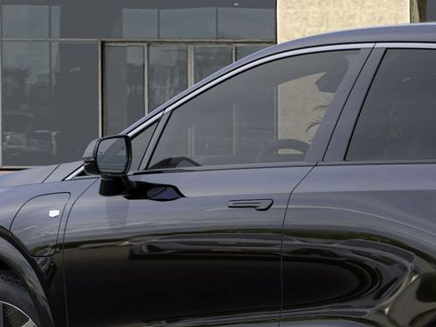 New 2025 Cadillac Optiq Luxury 1 image 12