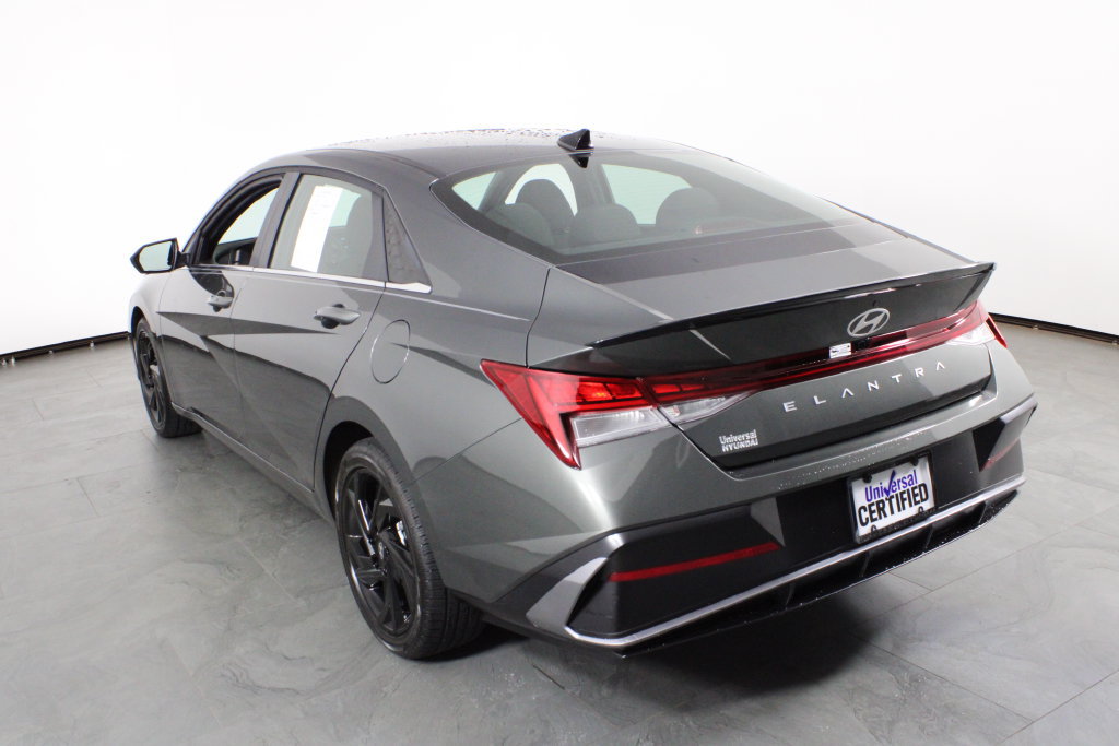 Certified 2026 Hyundai Elantra SEL Sport Premium FWD image 16