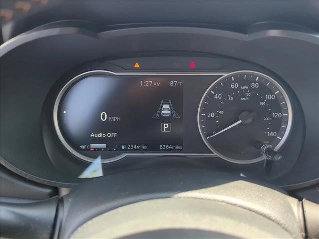 Used 2025 Nissan Versa SR w/ Trunk Package FWD image 12