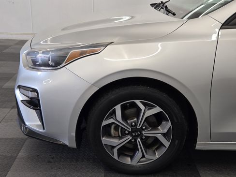 Used 2020 Kia Forte LXS FWD image 9
