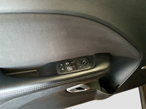 Used 2020 Dodge Challenger R/T Scat Pack image 17