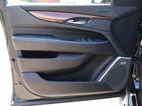 Certified 2019 Cadillac Escalade Luxury RWD image 47
