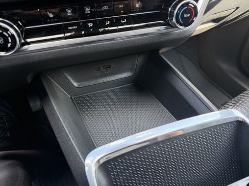 New 2026 Chevrolet Equinox LT image 21