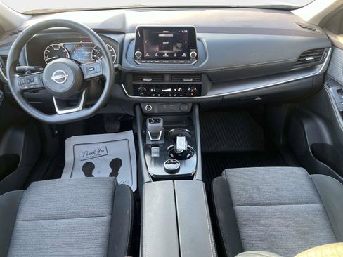 Certified 2023 Nissan Rogue SV image 16