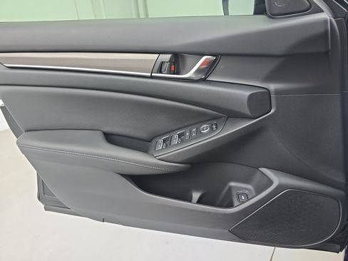 Used 2020 Honda Accord Sport image 26