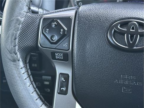 Used 2019 Toyota Tacoma SR5 AWD/4WD image 21